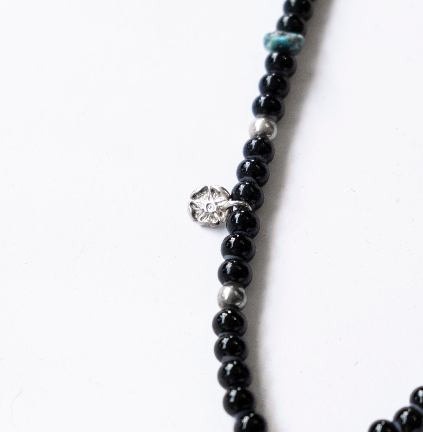 Glass Beads Necklace with Arrow Head Pendant