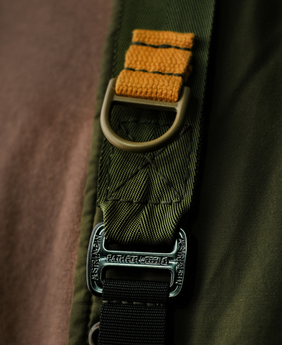 MG Camera Strap Olive